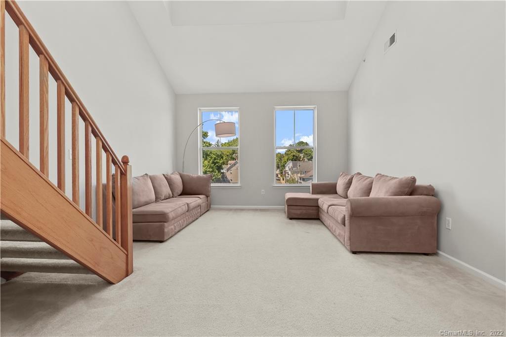 25 Adams Avenue Unit: 401