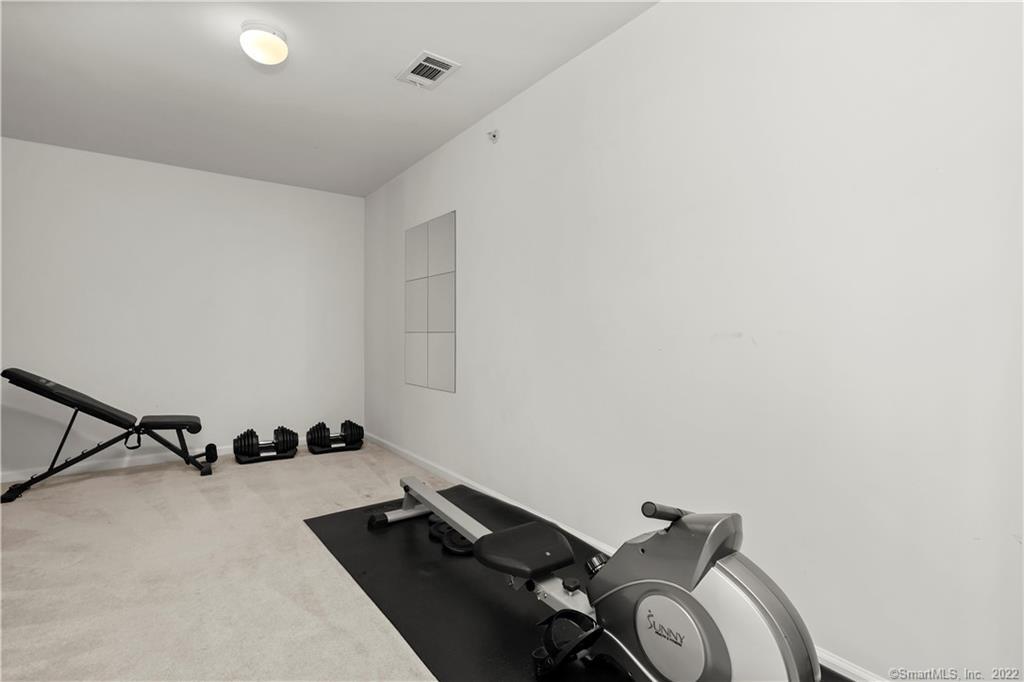 25 Adams Avenue Unit: 401