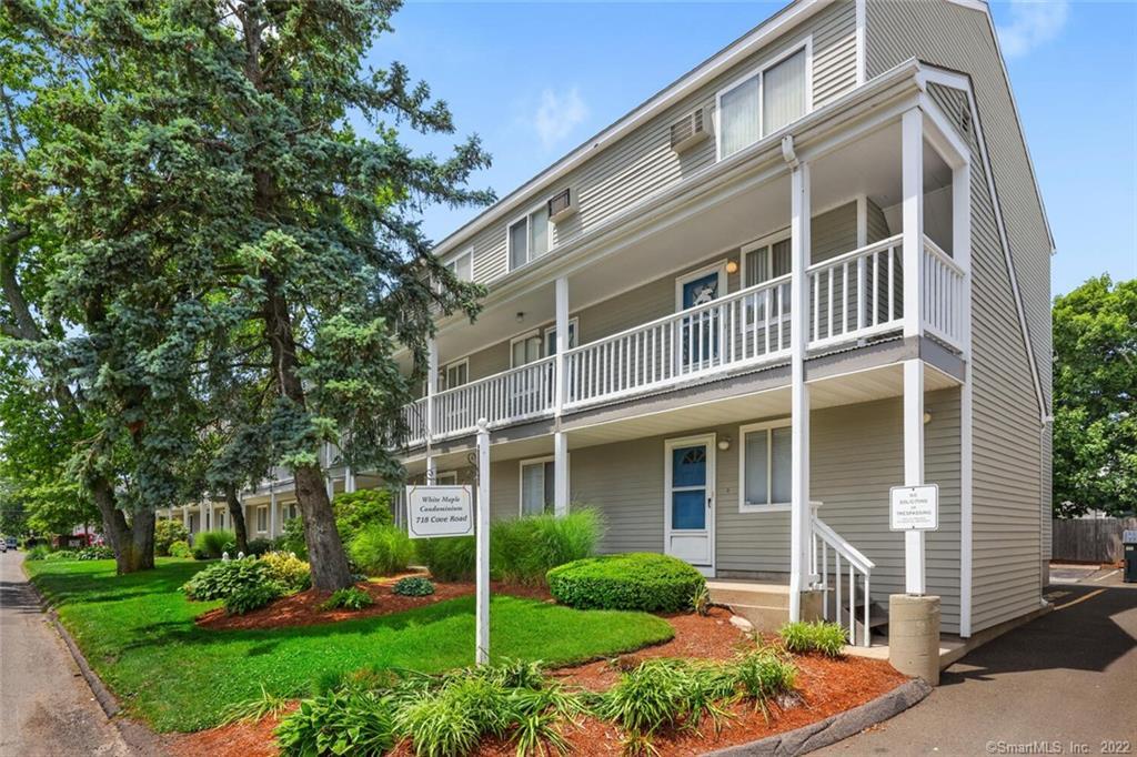 718 Cove Road Unit: 12