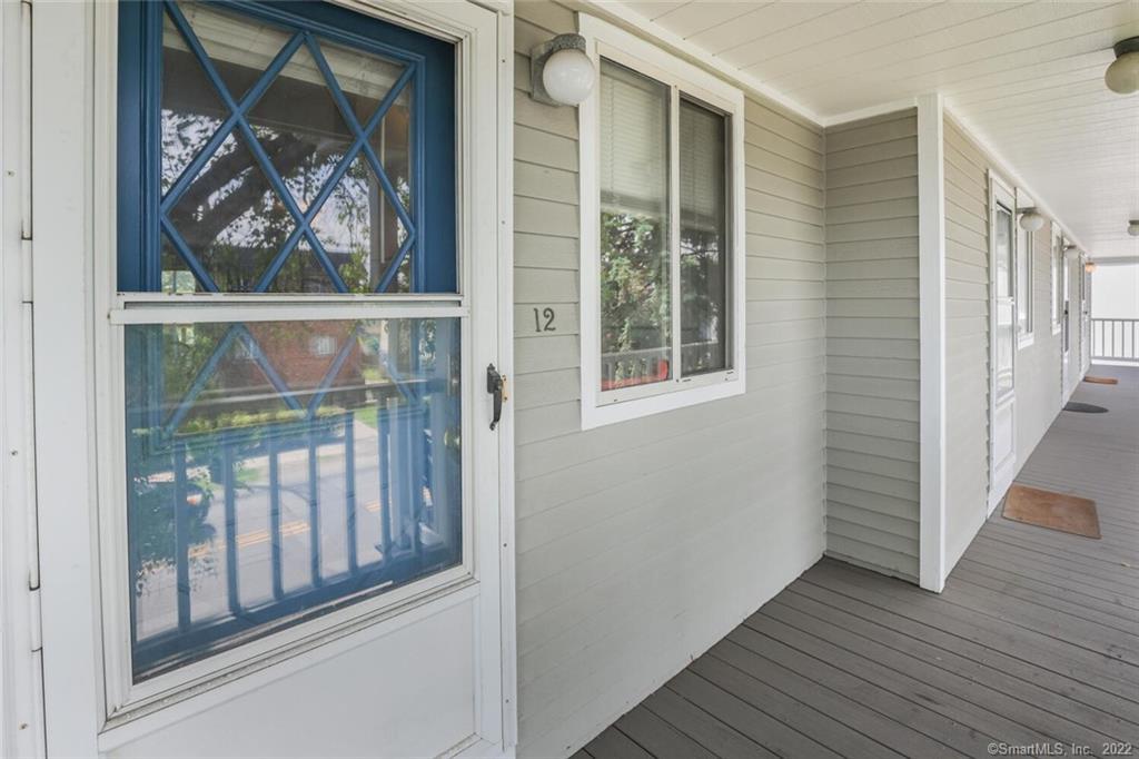 718 Cove Road Unit: 12