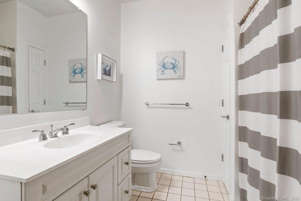 35 West Broad Street Unit: 325