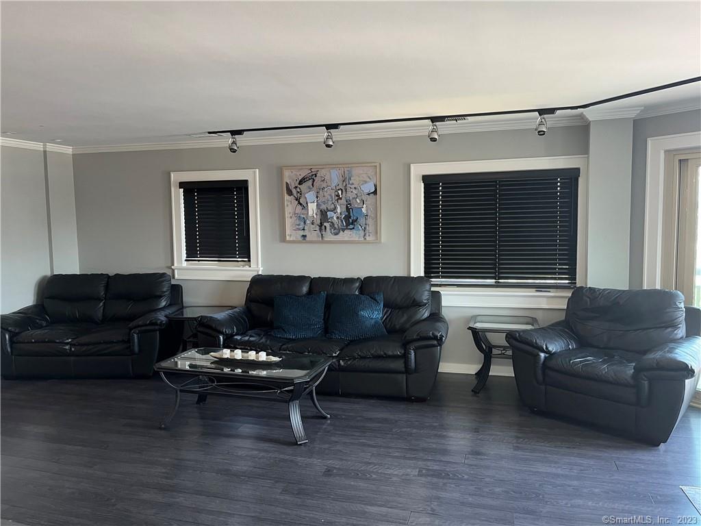 104 North Street Unit: 804