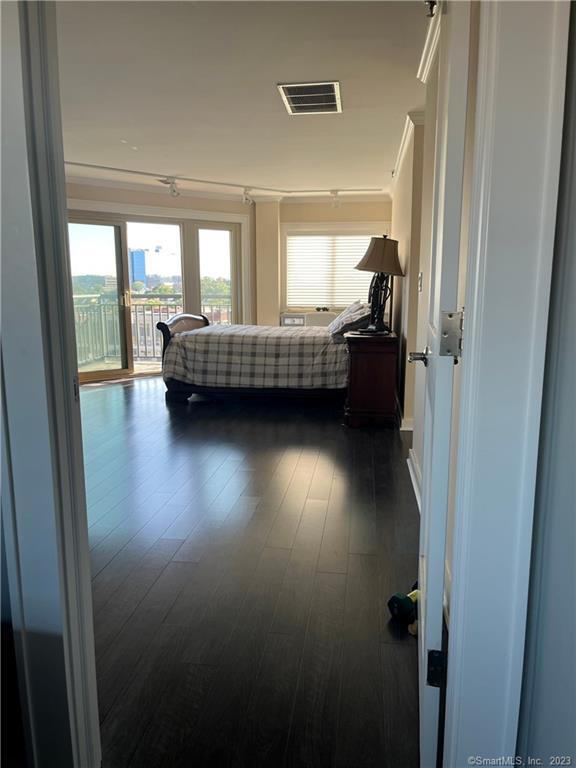 104 North Street Unit: 804