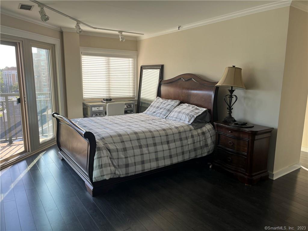 104 North Street Unit: 804
