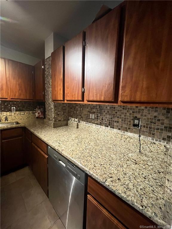 104 North Street Unit: 804