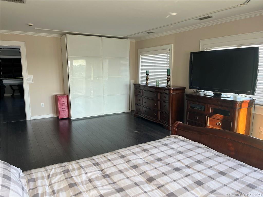 104 North Street Unit: 804