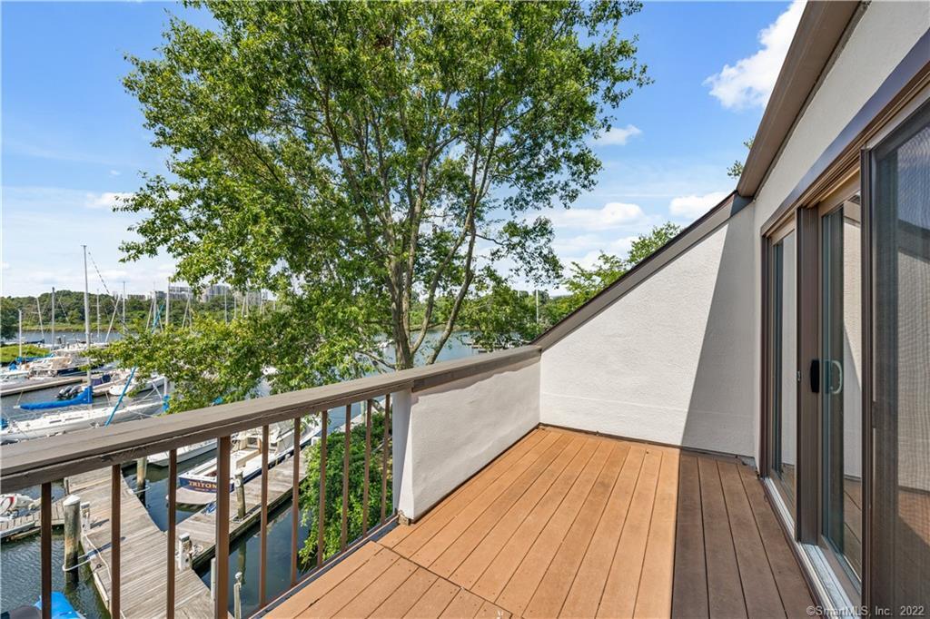 73 Harbor Drive Unit: 412