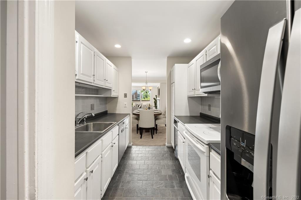 73 Harbor Drive Unit: 412