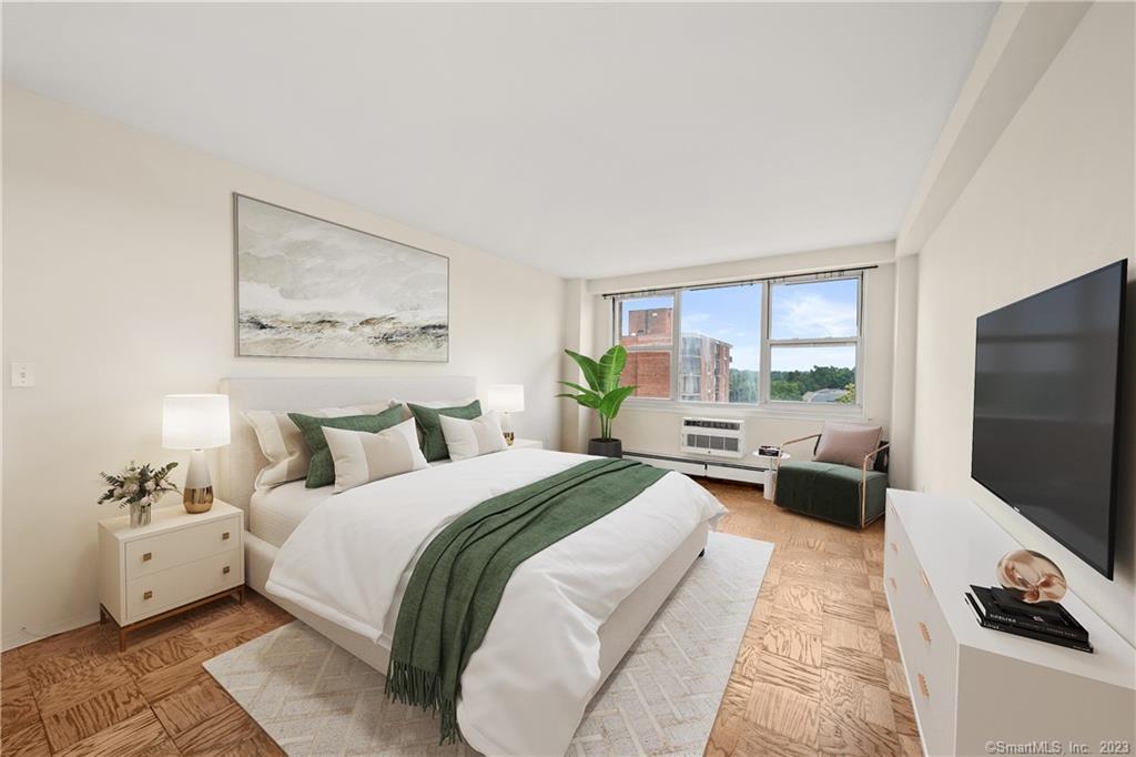 65 Glenbrook Road Unit: 7A