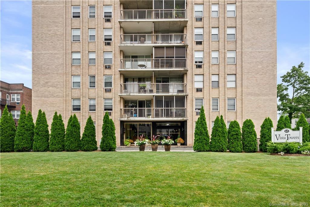 65 Glenbrook Road Unit: 7A