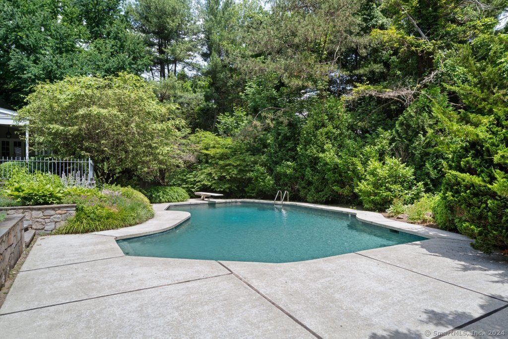 213 White Oak Shade Road