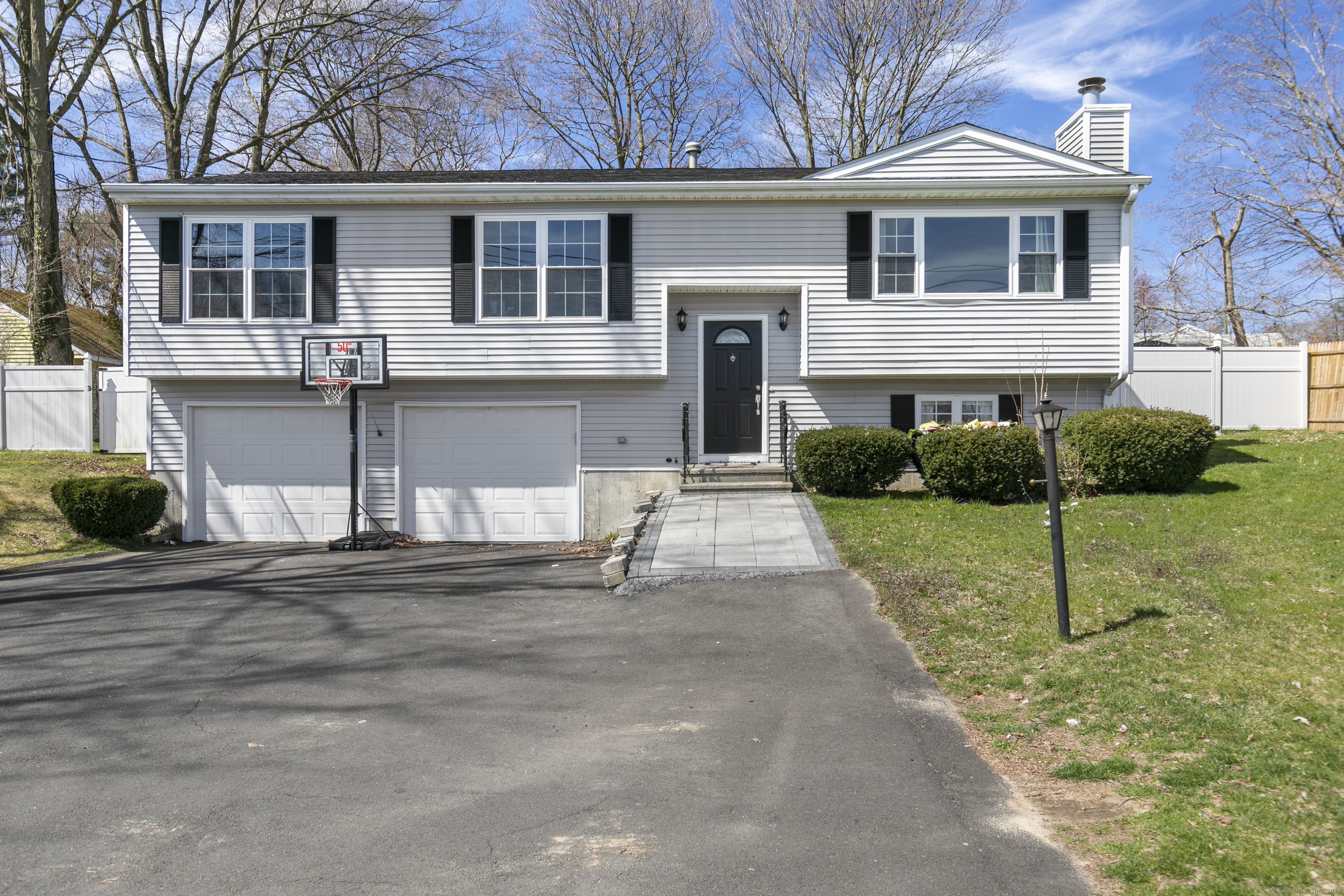5175 Main Street