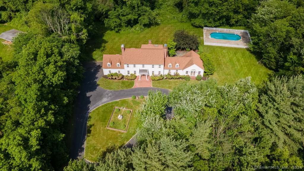 220 Stonewall Lane