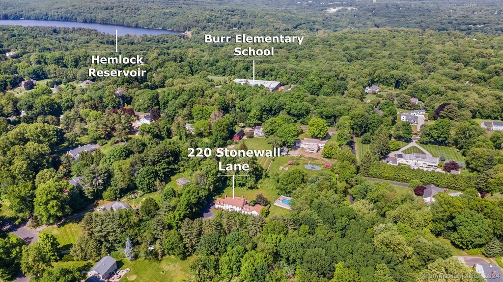 220 Stonewall Lane