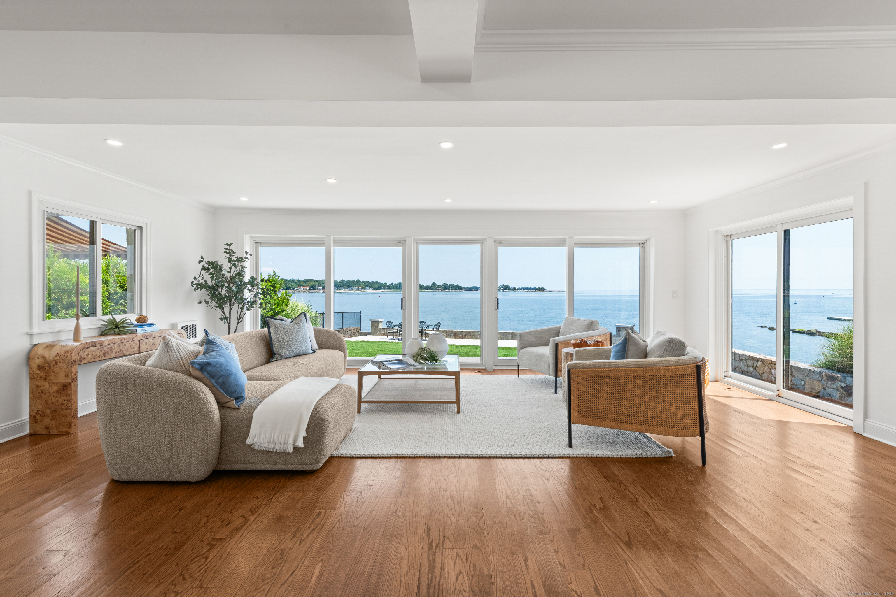 22 Ocean Drive North