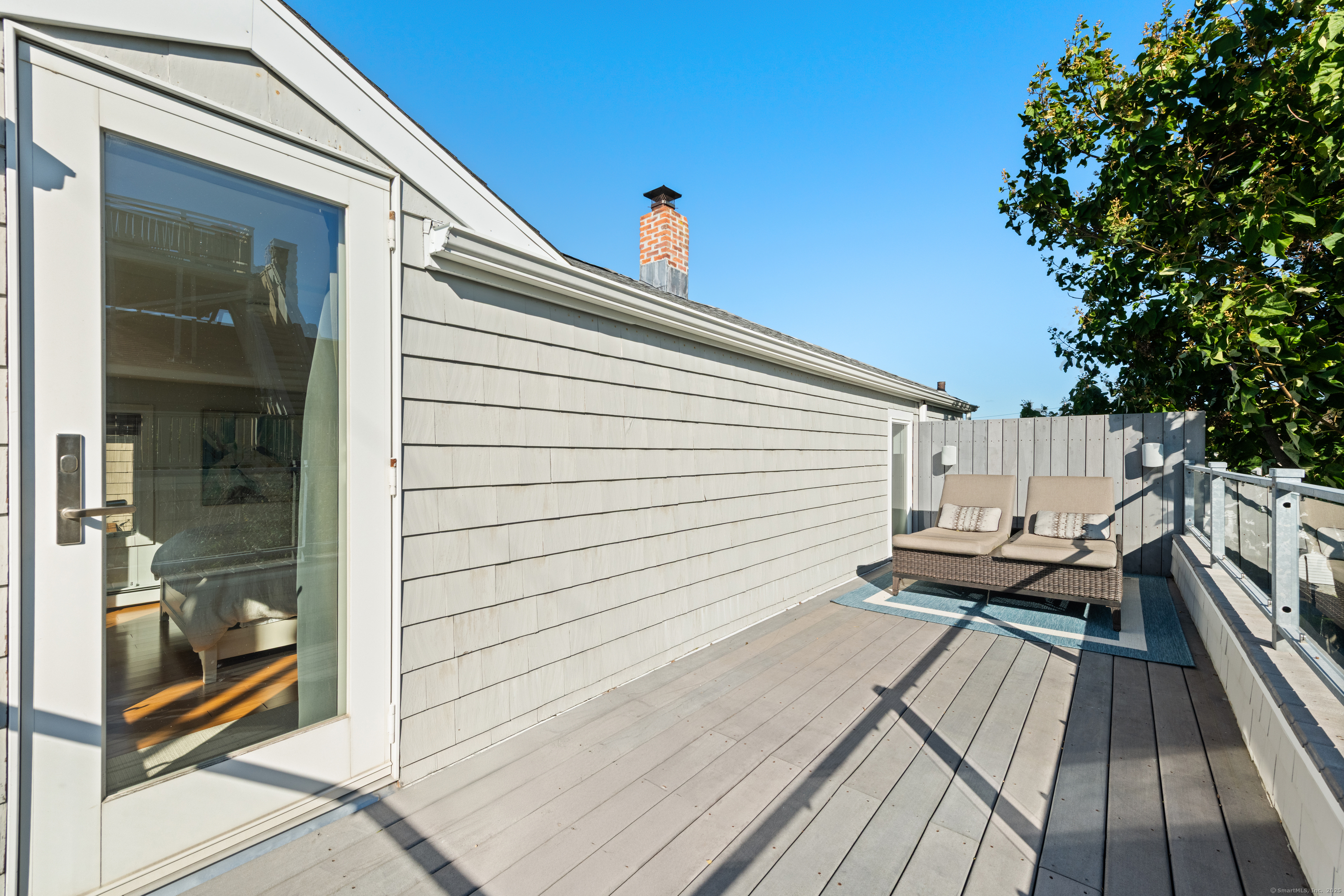 16 Point Beach Drive