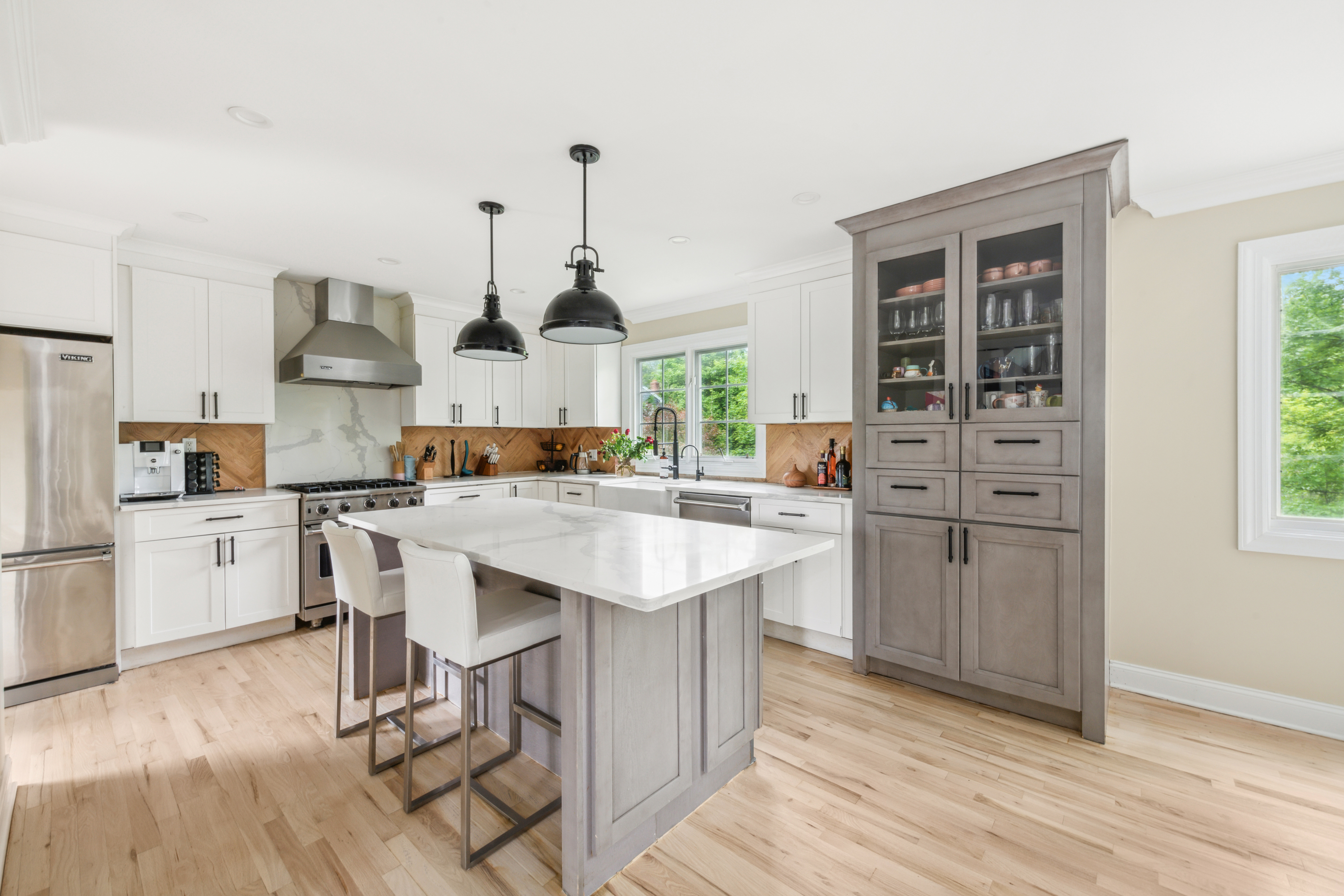 42 Kings Highway South