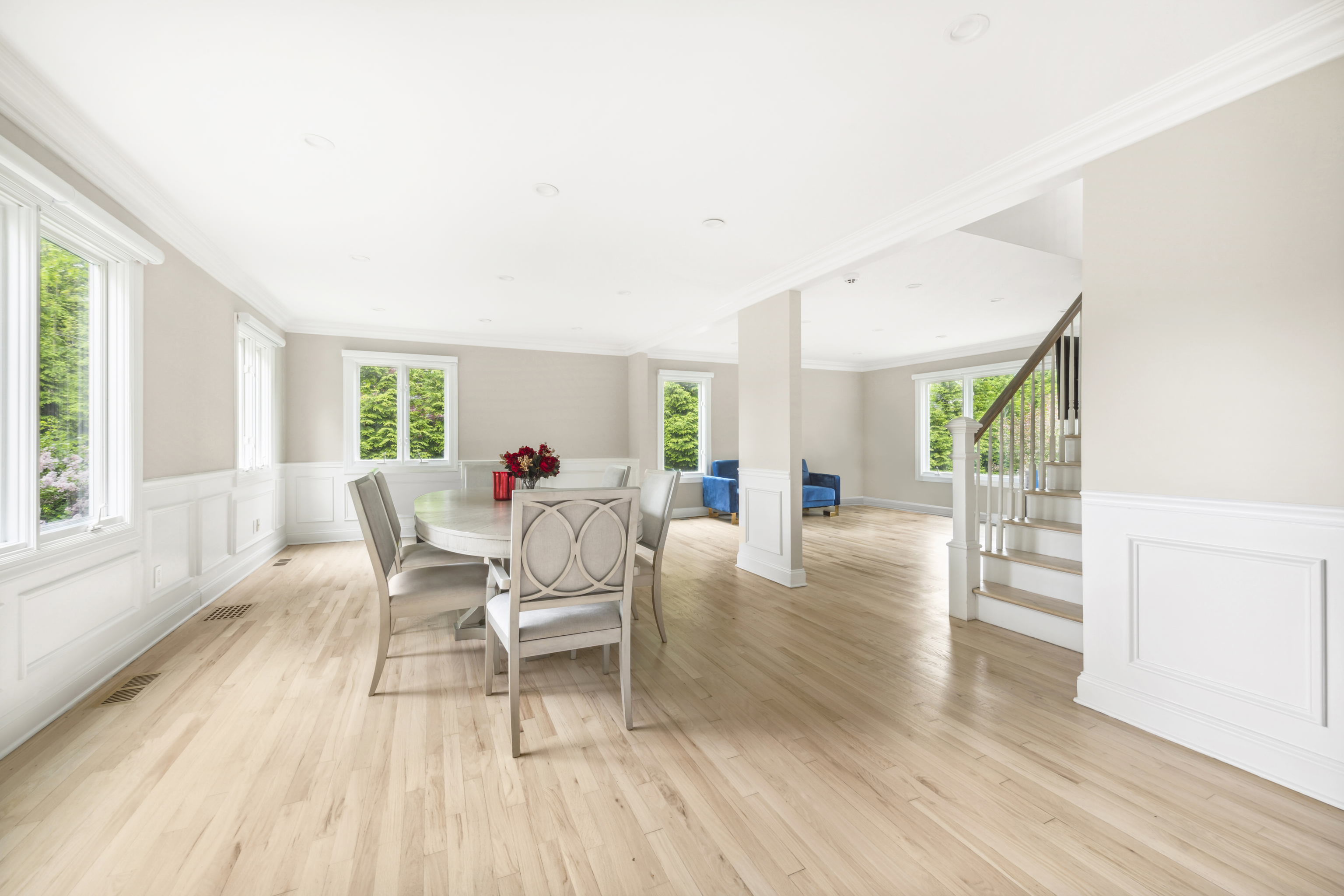 42 Kings Highway South