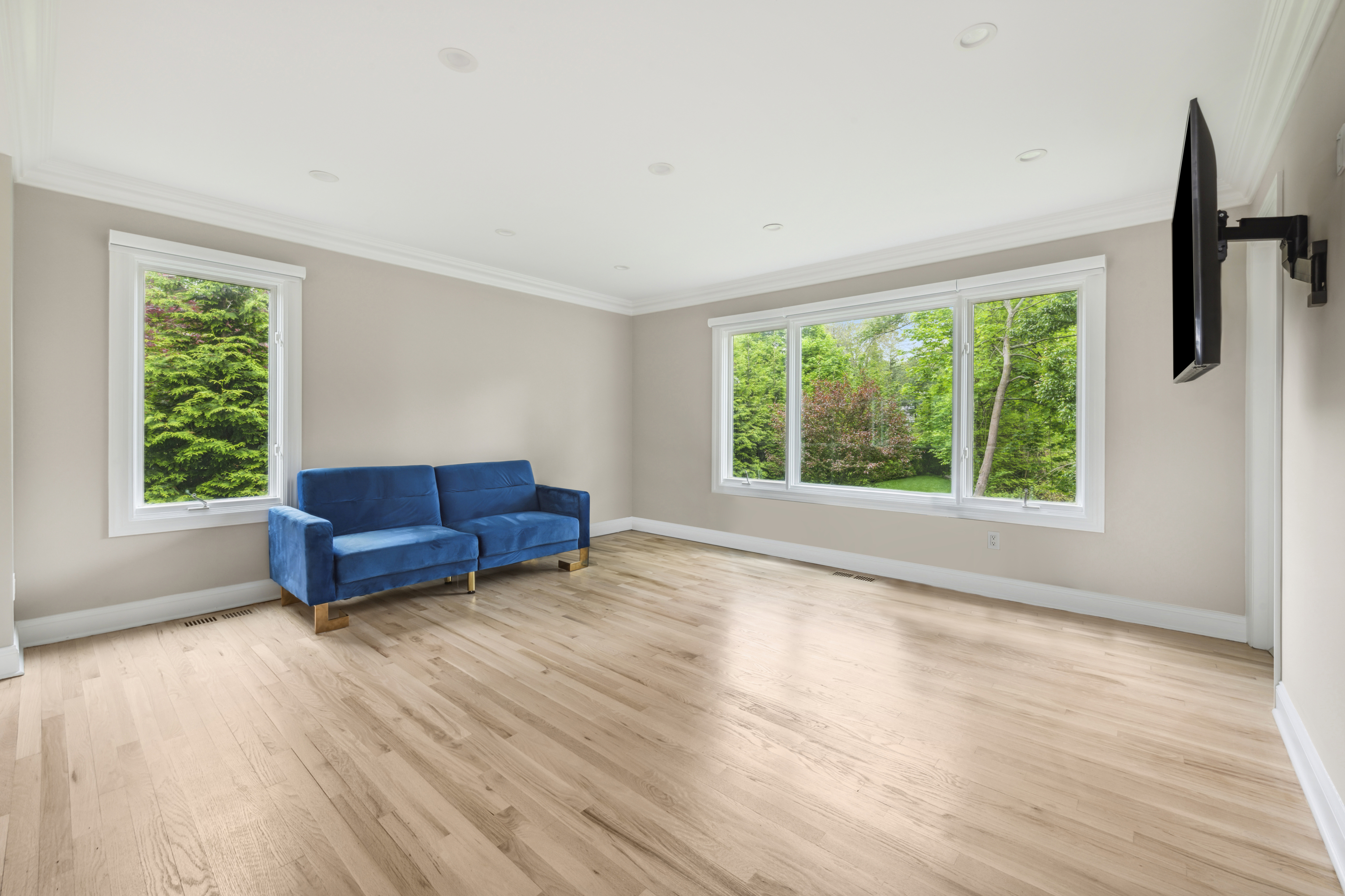 42 Kings Highway South