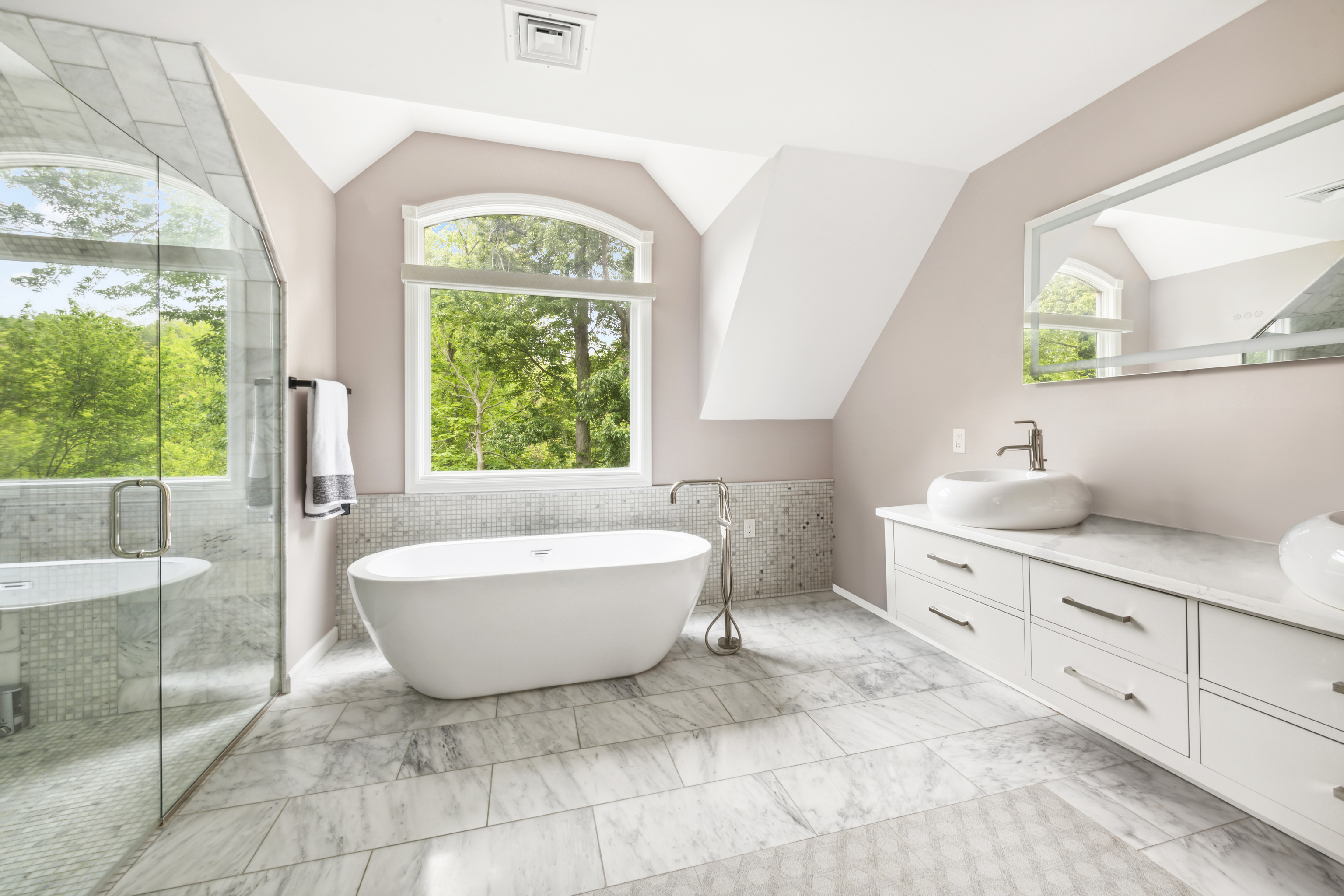 42 Kings Highway South