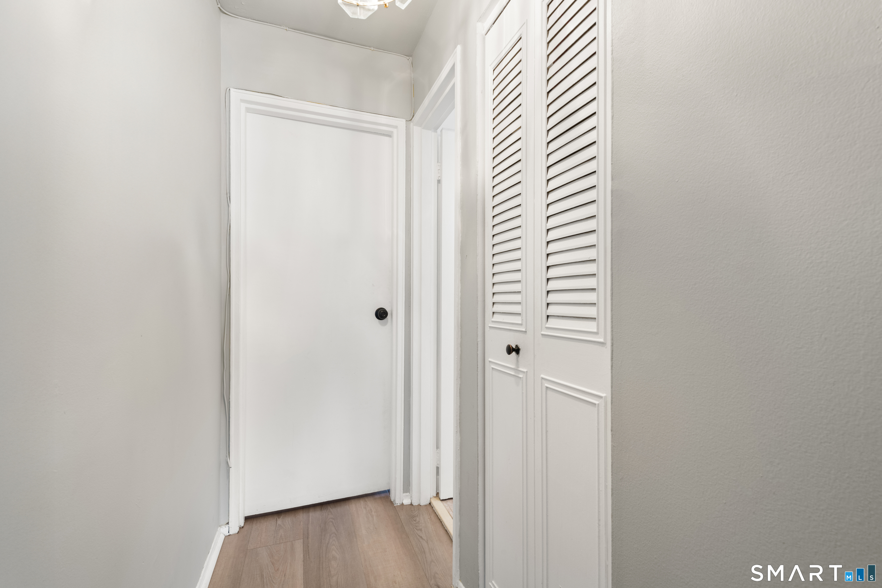 125 Lawn Avenue B6