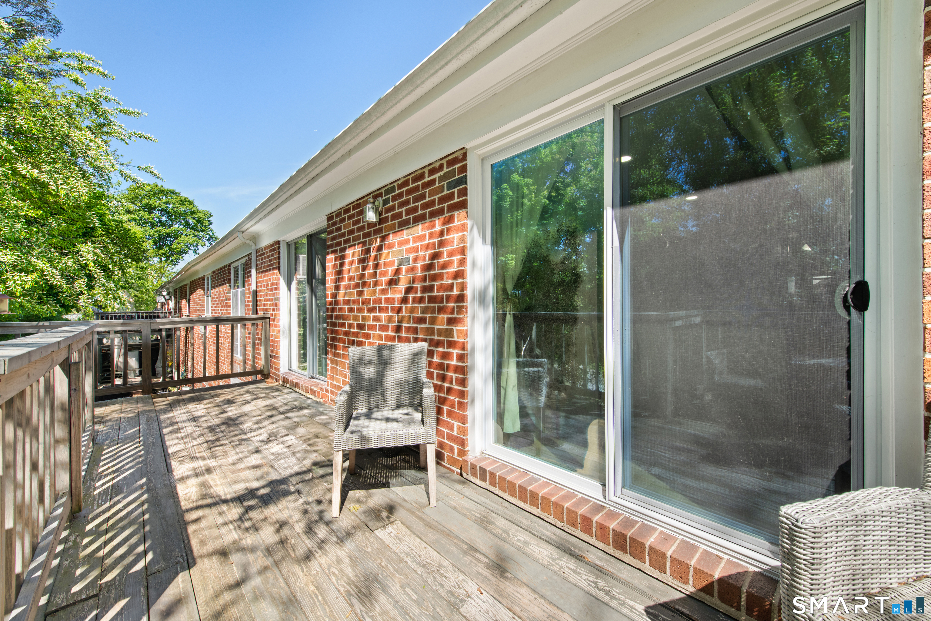 125 Lawn Avenue B6