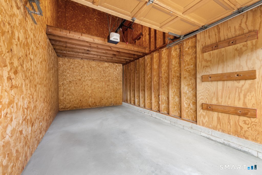 2289 Bedford Street Unit: G2