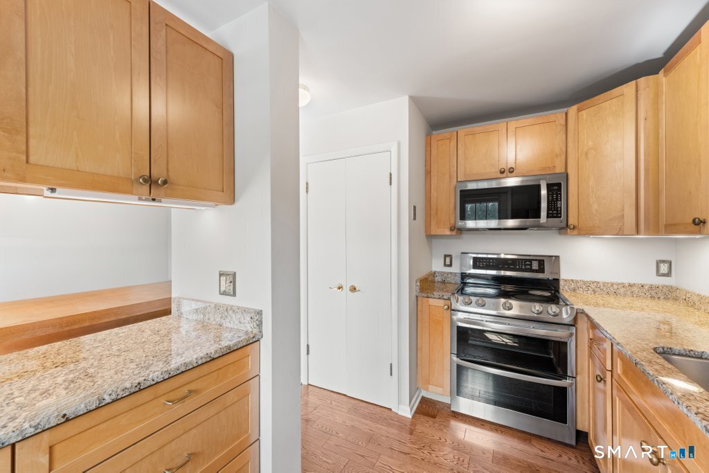 2289 Bedford Street Unit: G2
