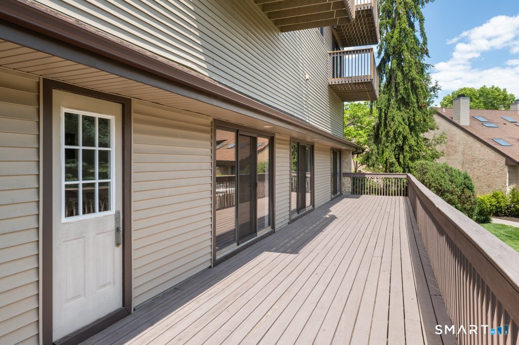 2289 Bedford Street Unit: G2