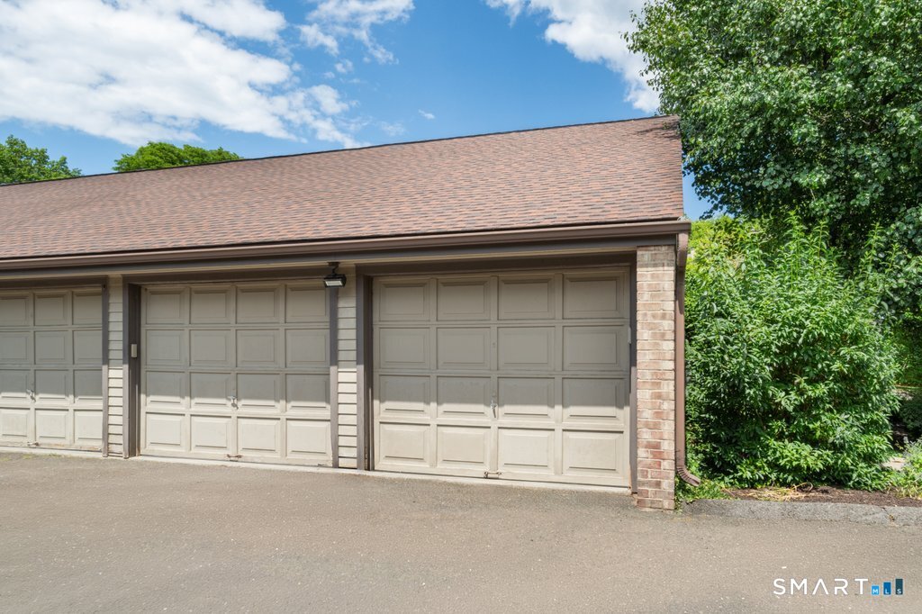 2289 Bedford Street Unit: G2