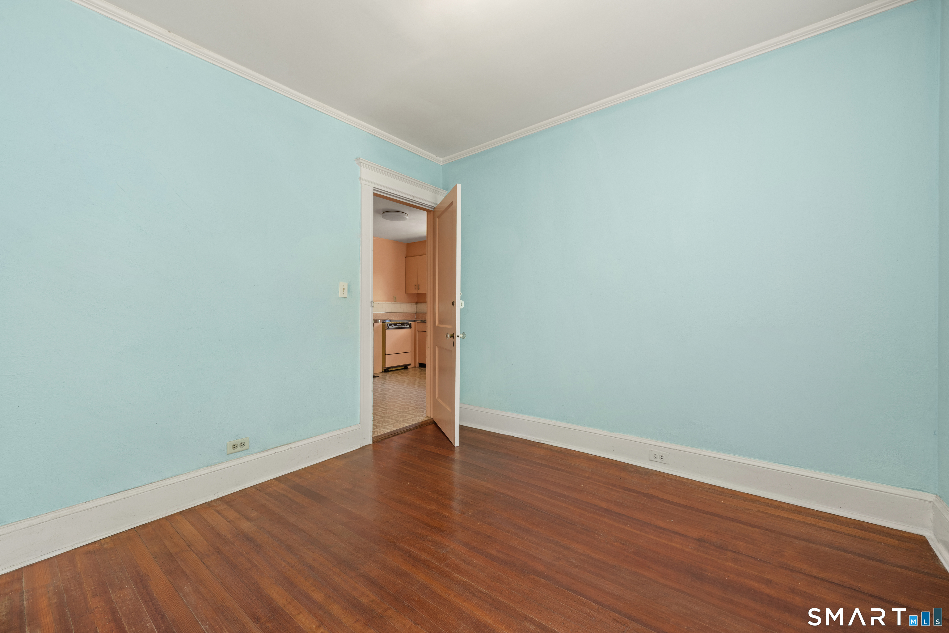 34 Downs Avenue