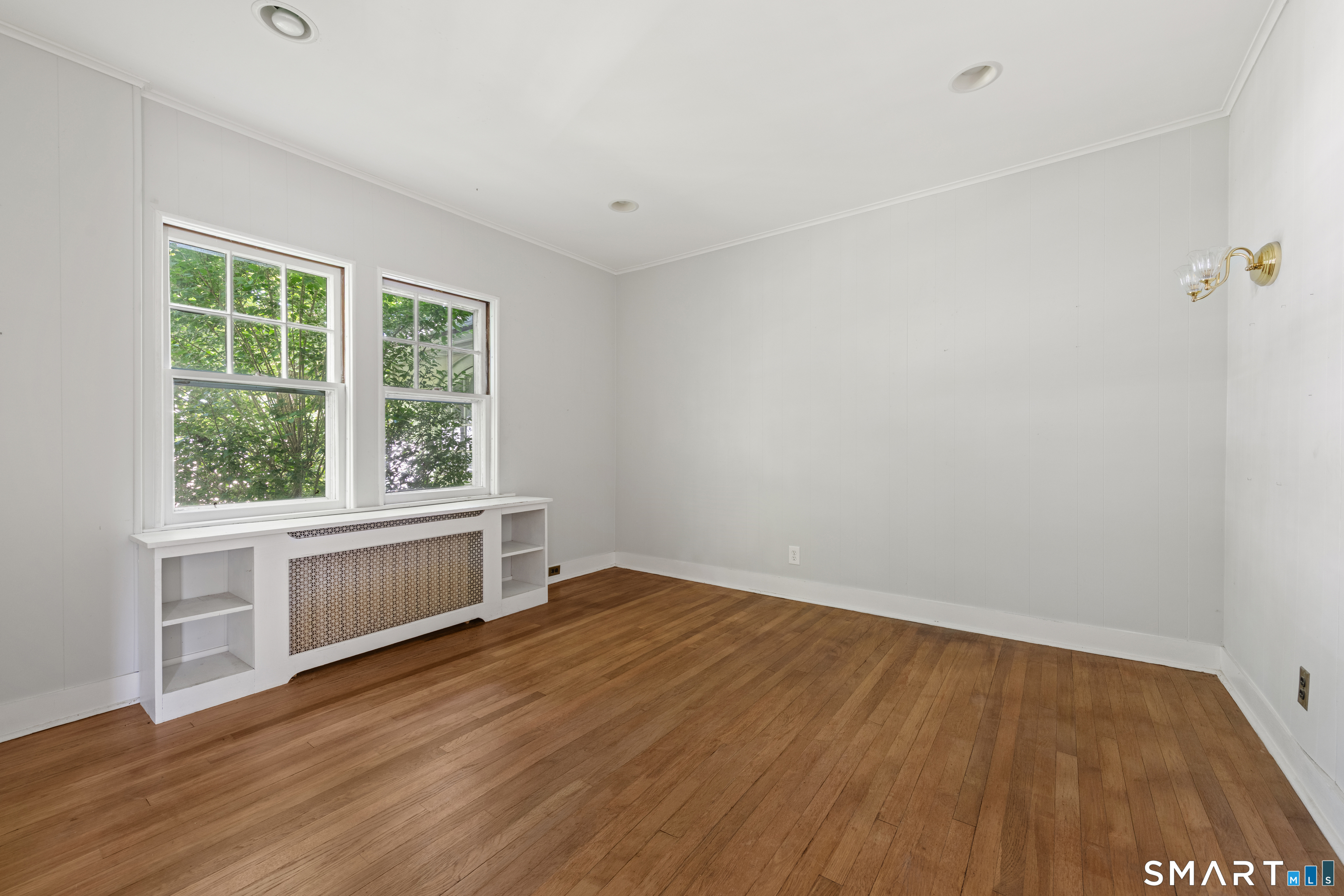 34 Downs Avenue
