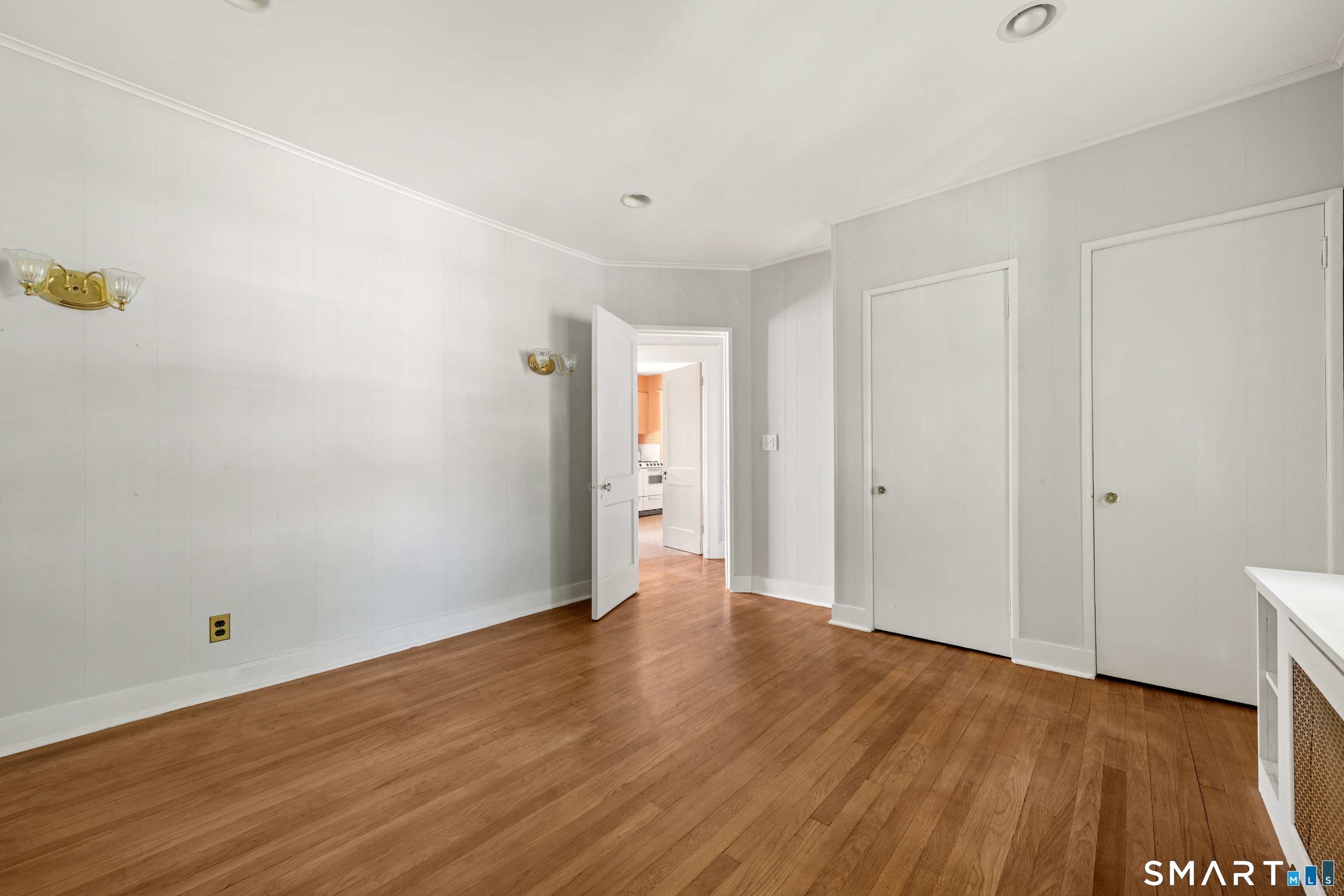 34 Downs Avenue