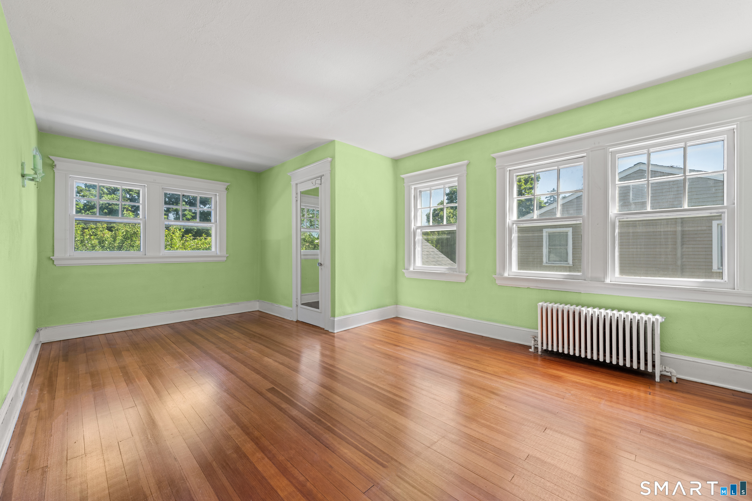 34 Downs Avenue