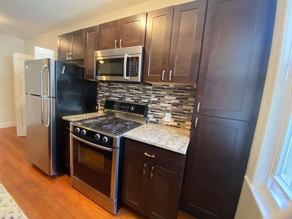 22 Chiswick Rd # 8