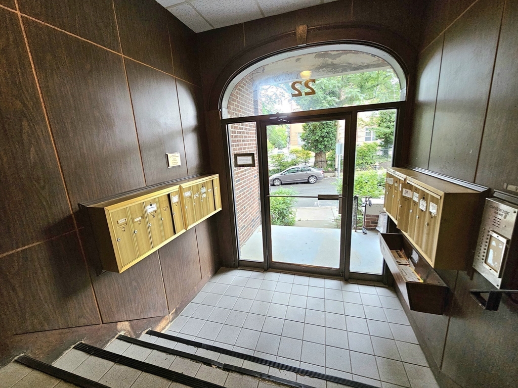22 Chiswick Rd # 8