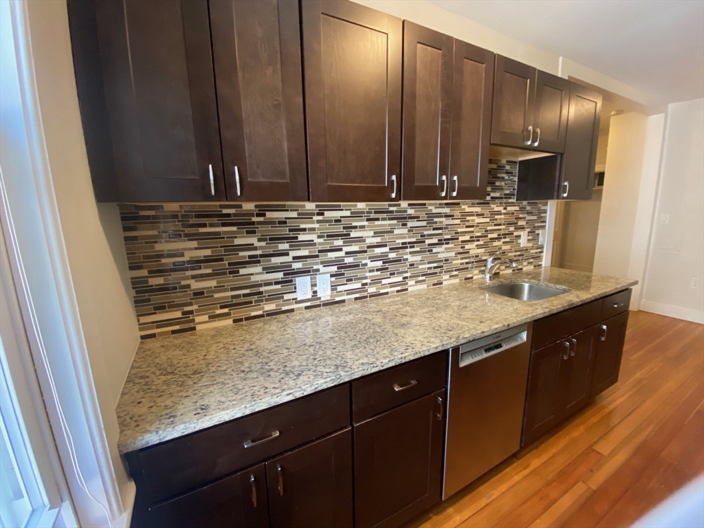 22 Chiswick Rd # 8