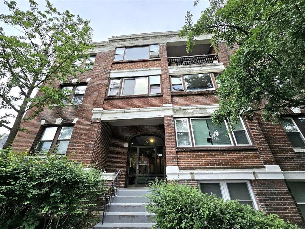22 Chiswick Rd # 8