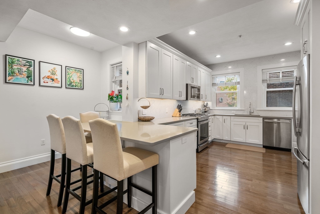 195 Saint Paul St # 3