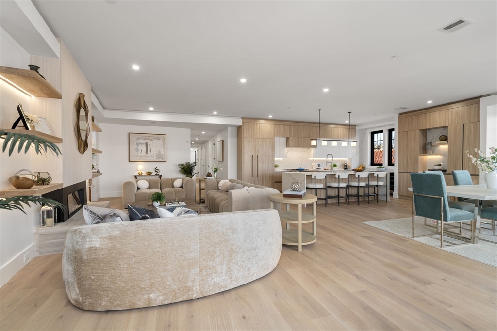 55 Green Street # 3