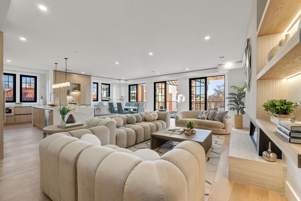 55 Green Street # 3
