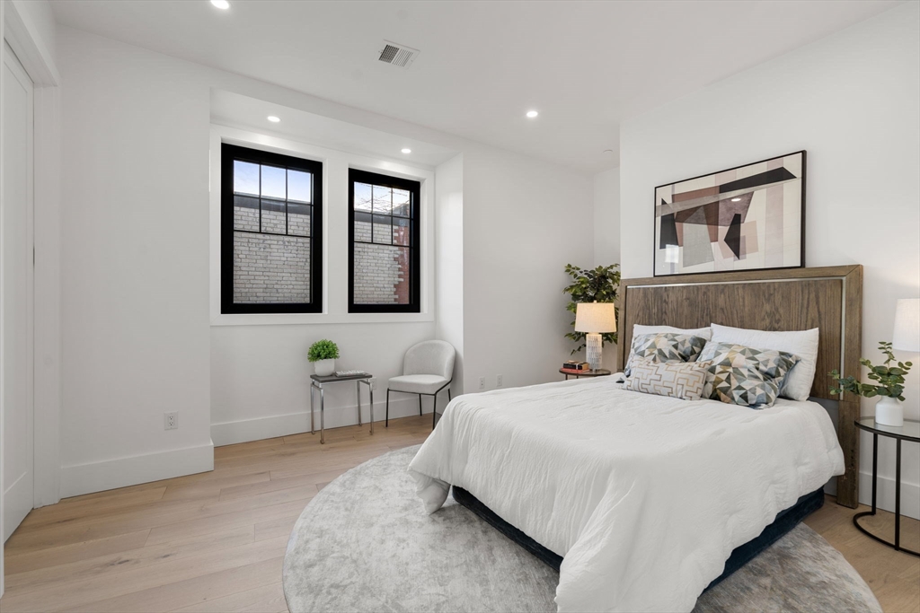 55 Green Street # 3