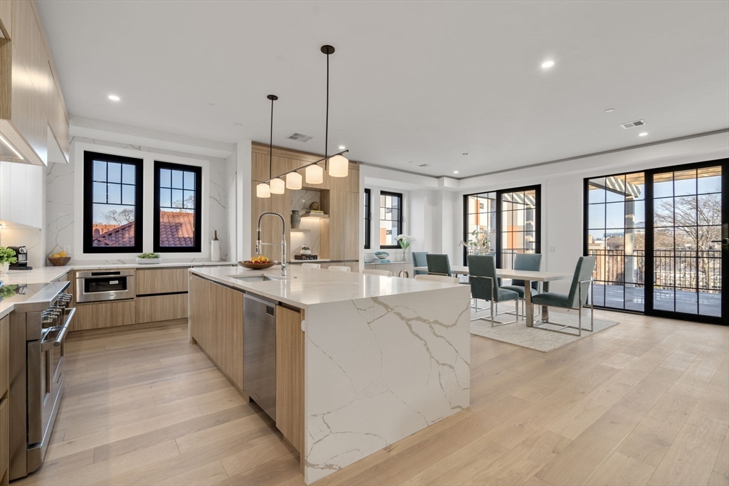 55 Green Street # 3