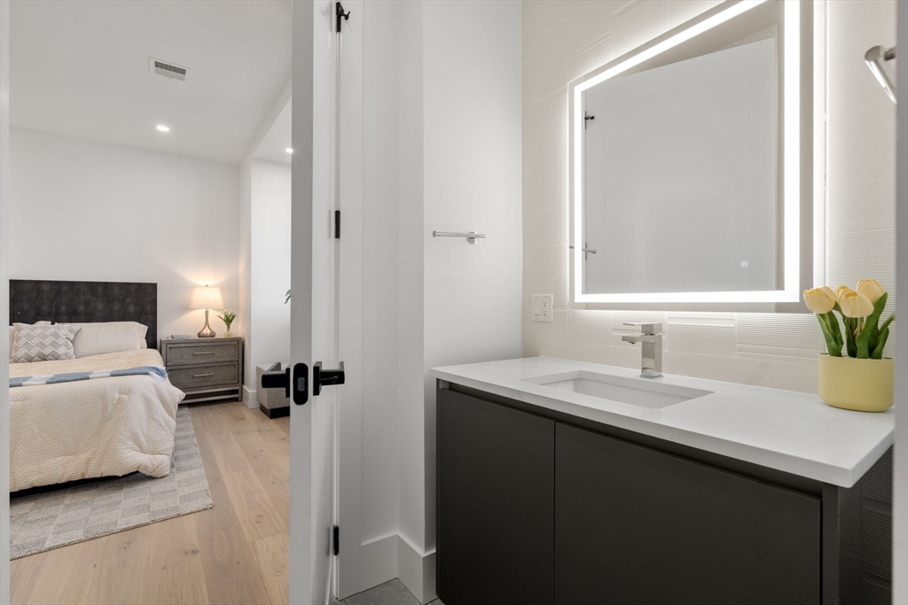 55 Green Street # 3