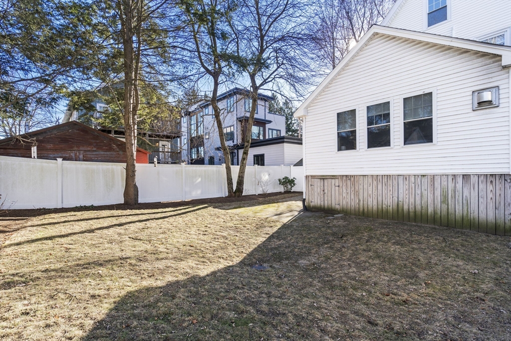 11 Glenland Road