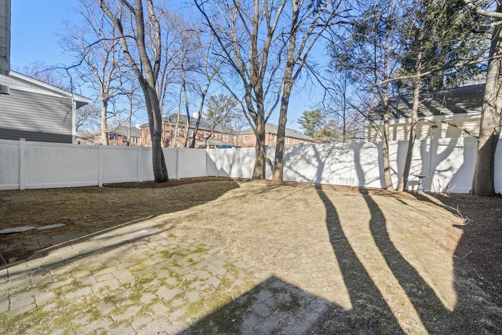 11 Glenland Road