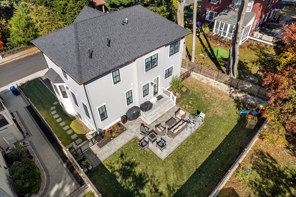 46 Landseer St