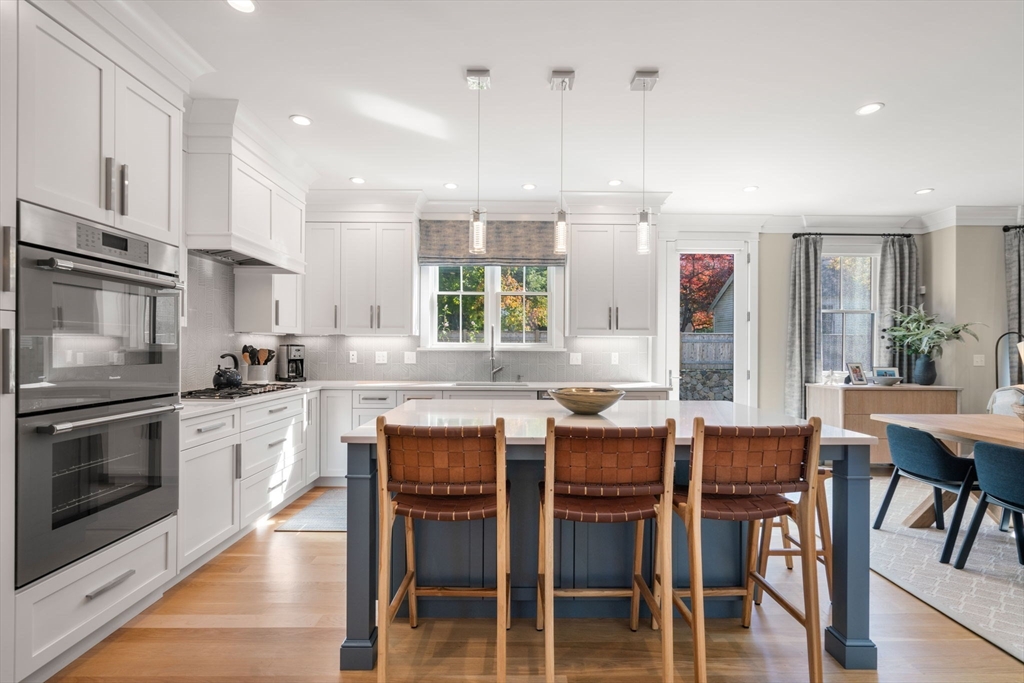 46 Landseer St
