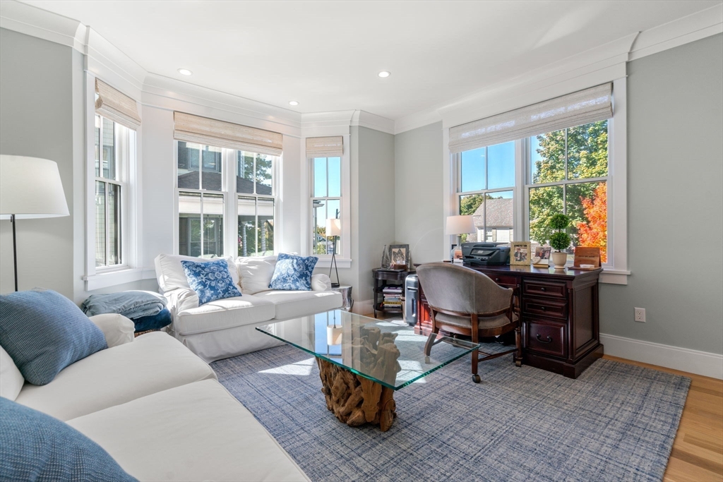 46 Landseer St