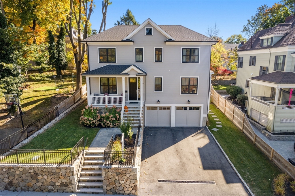 46 Landseer St